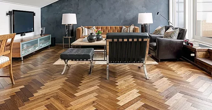 Штучный паркет елка в гостиной
