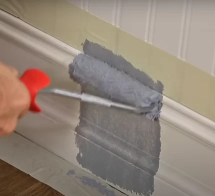 Окрашивание плинтусов Ультравуд