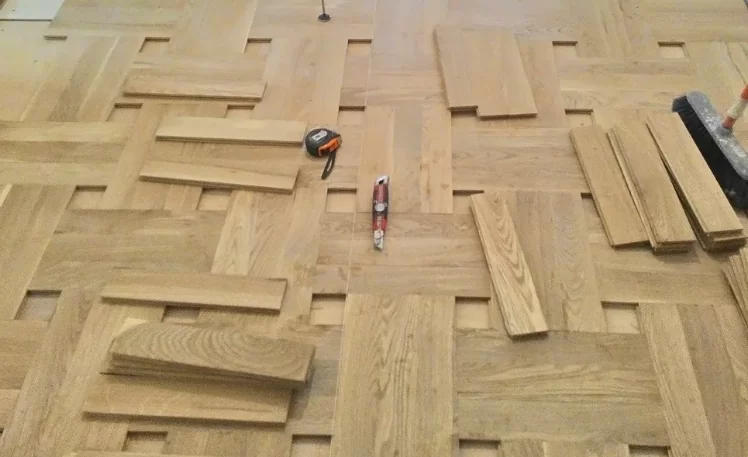 Укладка штучного паркета на клей