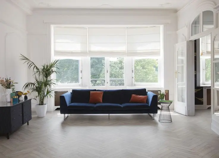 Ламинат Berry Alloc Chateau Texas Grey B7608 в квартире