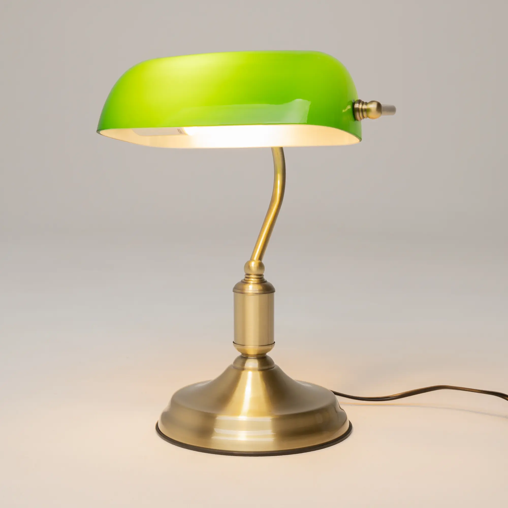 Настольный светильник Maytoni Z153-TL-01-BS