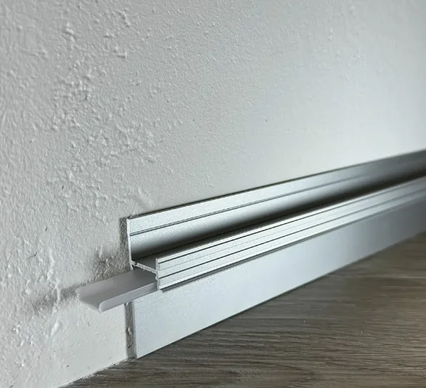 Теневой плинтус под рассеиватель Pro Design 7209 A анодированный купить