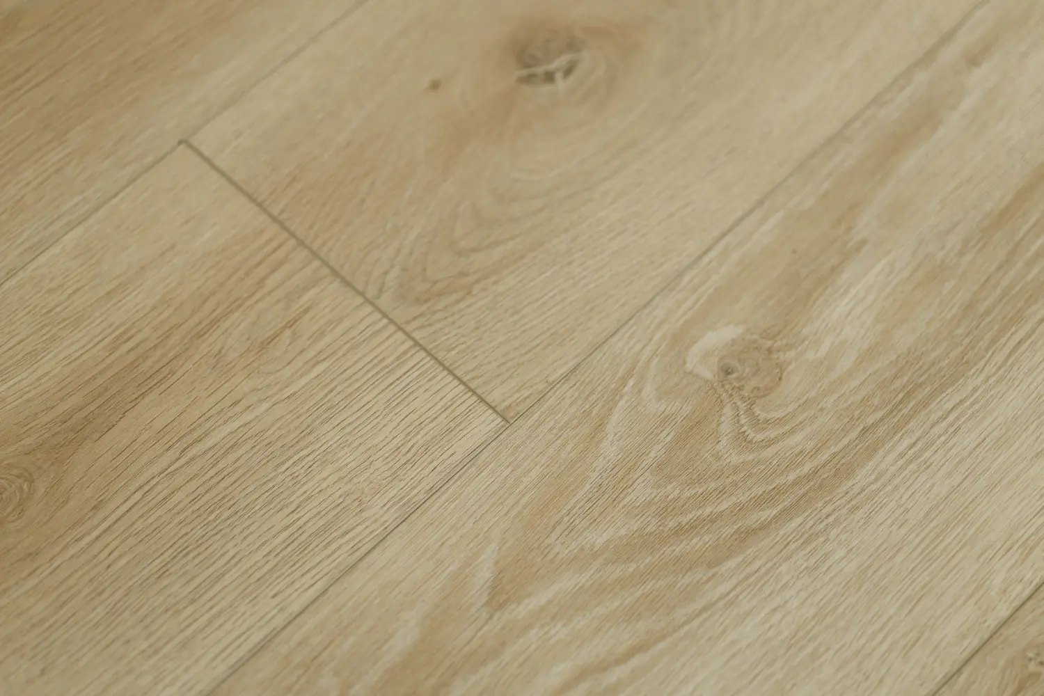 Купить виниловый ламинат недорого