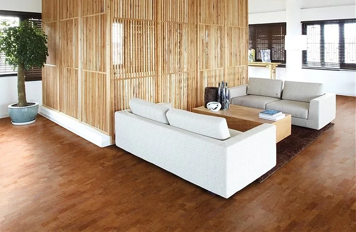 Пробковый пол Wicanders Identity I832002 Chestnut на замках в интерьере