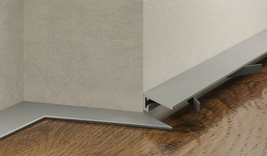 Микроплинтус Laconistiq MICRO 15 Classic серебряный анодированный