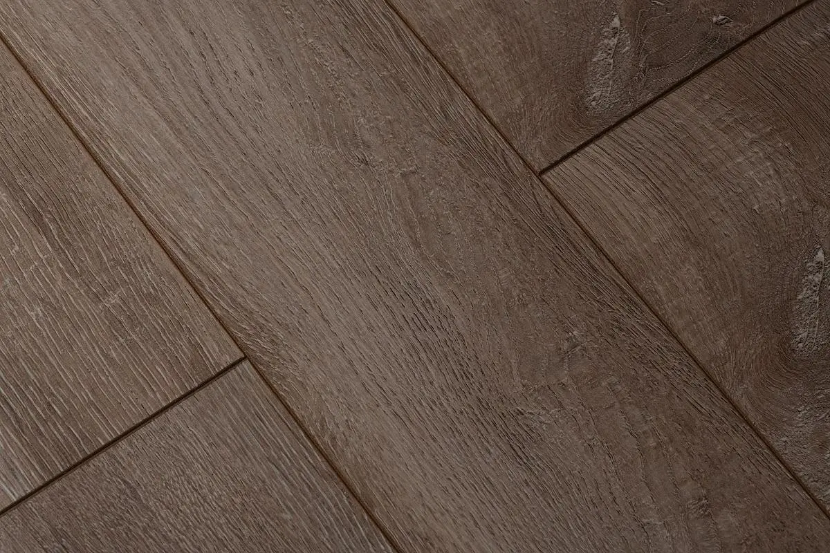 Ламинат Ideal Choice Дуб Эдж ID82 в квартире