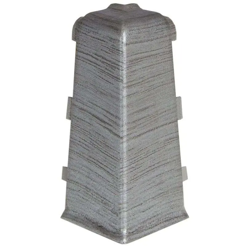 Пластиковый плинтус напольный