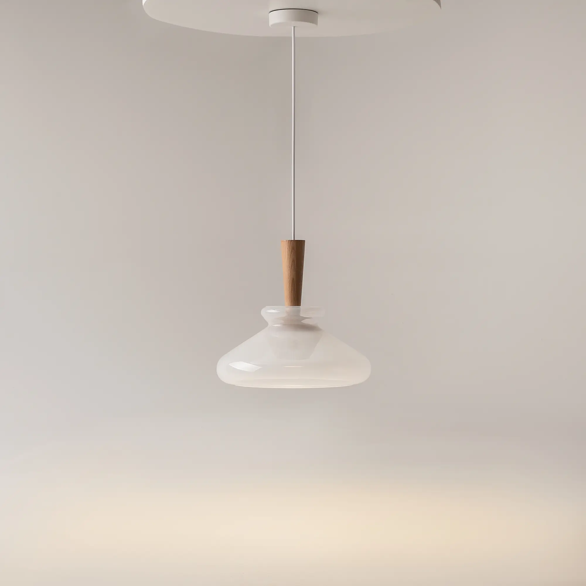 Подвесной светильник Maytoni MOD405PL-01W