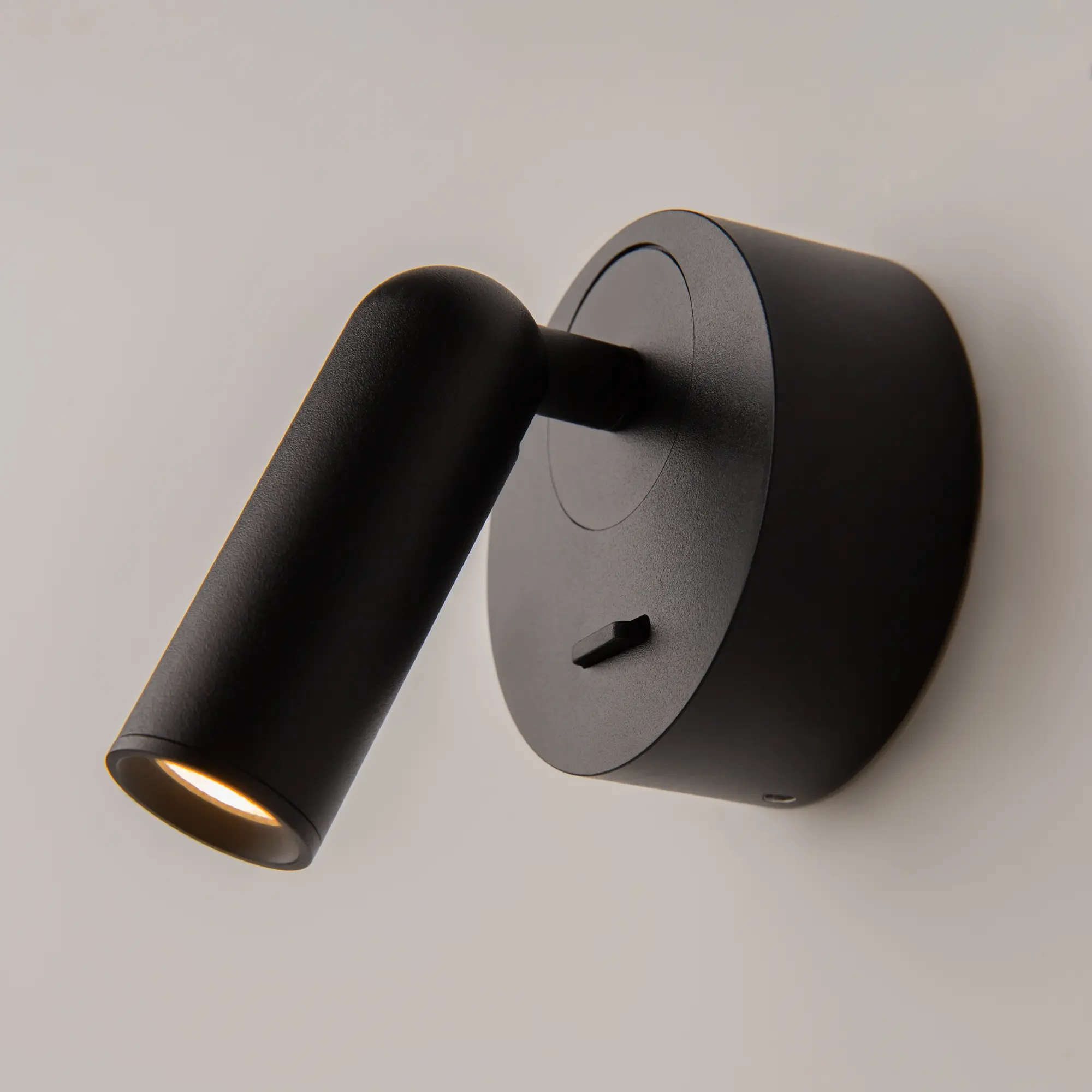 Настенный светильник (бра) Technical C038WL-L3B3K