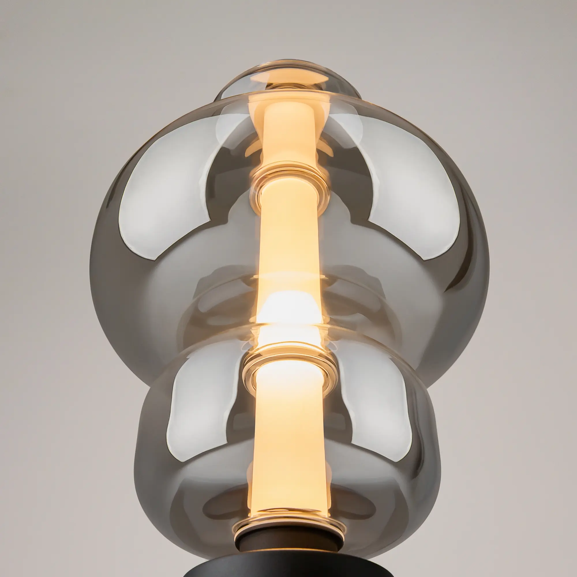 Настольный светильник Maytoni MOD364TL-L15B3K