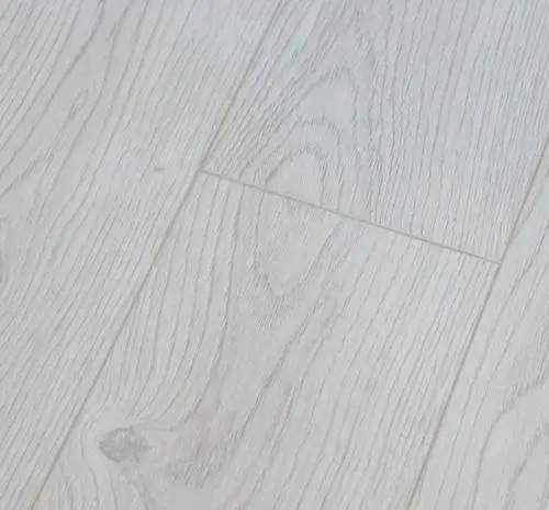 Сосна снежная в интерьере