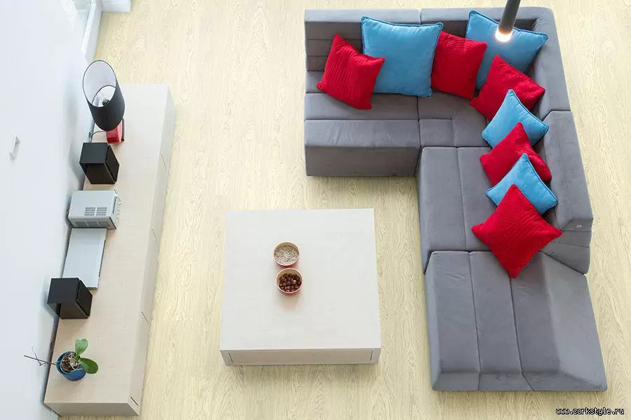 Пробковый пол с дизайном под дерево