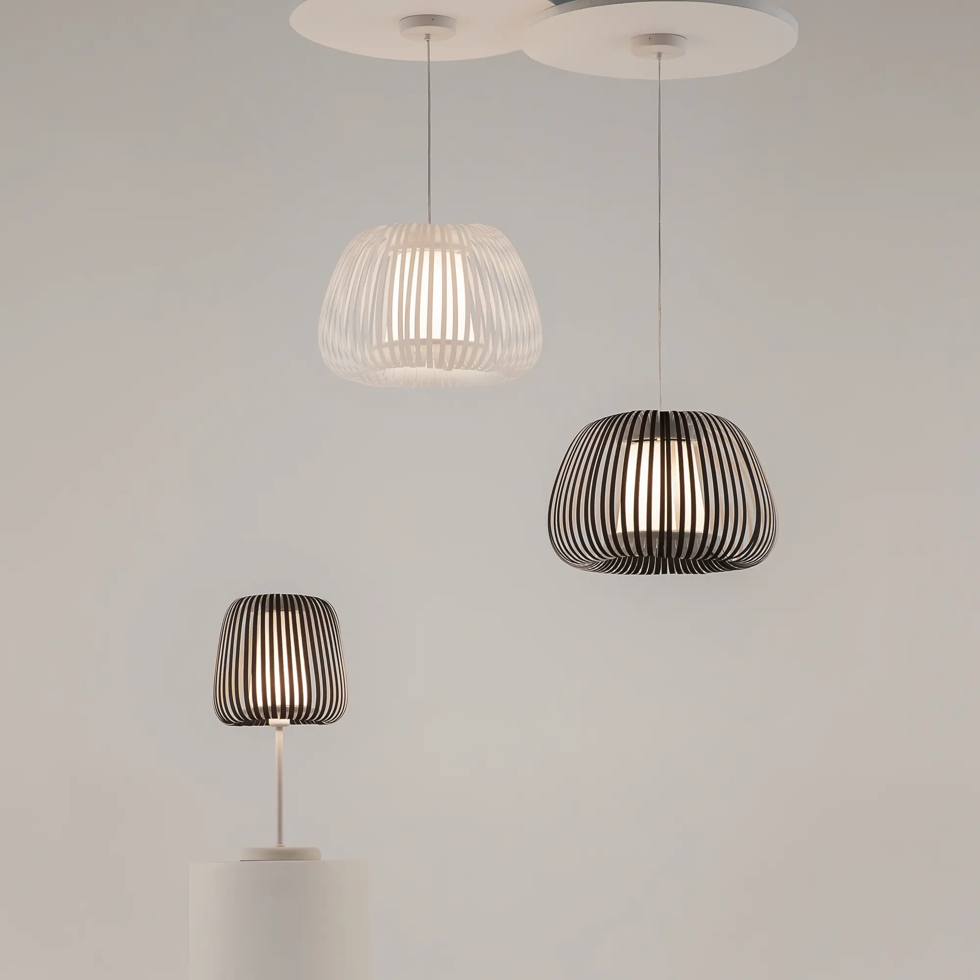 Подвесной светильник Maytoni MOD409PL-01W