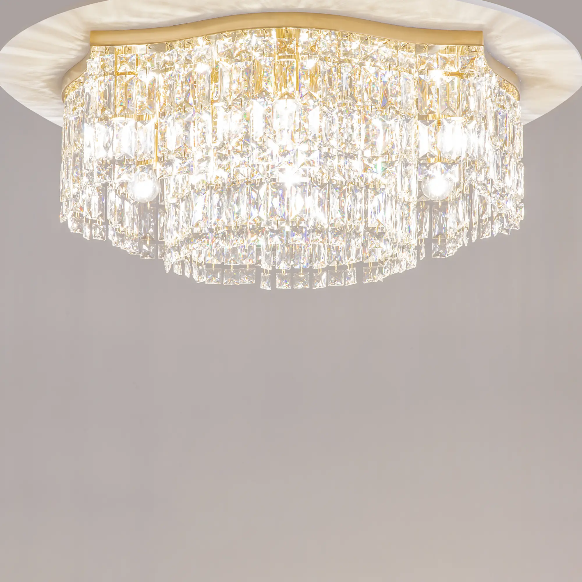 Потолочный светильник Maytoni DIA005CL-10G