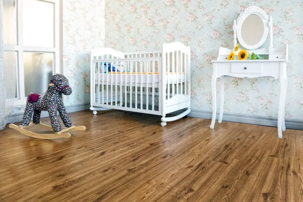 Ламинат SPC Alpine Floor Classic Light Дуб Классический ECO 162-77 MC для ванной комнаты