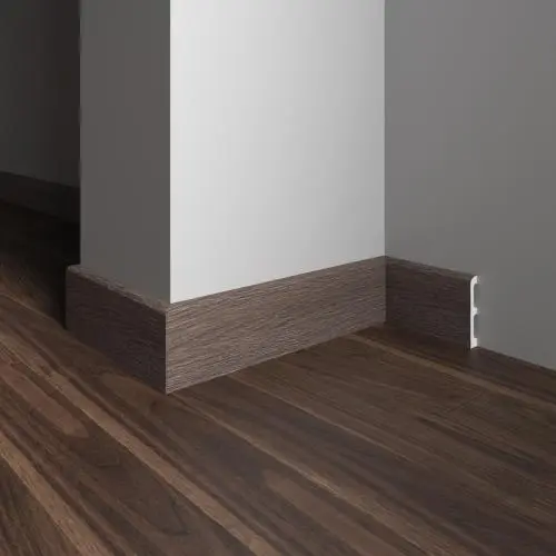 Плинтус Decor Dizayn 706-81SH