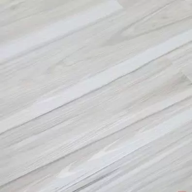 Кварцвиниловая плитка ПВХ для пола Decoria Mild DW 3201 Липа Синара в квартире