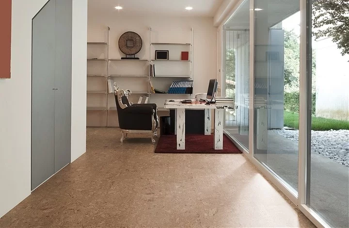 Замковый пробковый пол Wicanders Personality P810002 Tea в интерьере