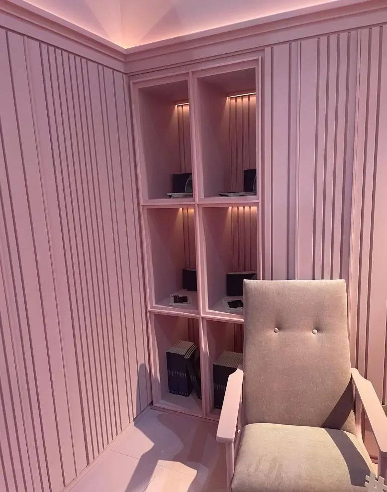 Потолочный плинтус купить, цена в Краснодаре