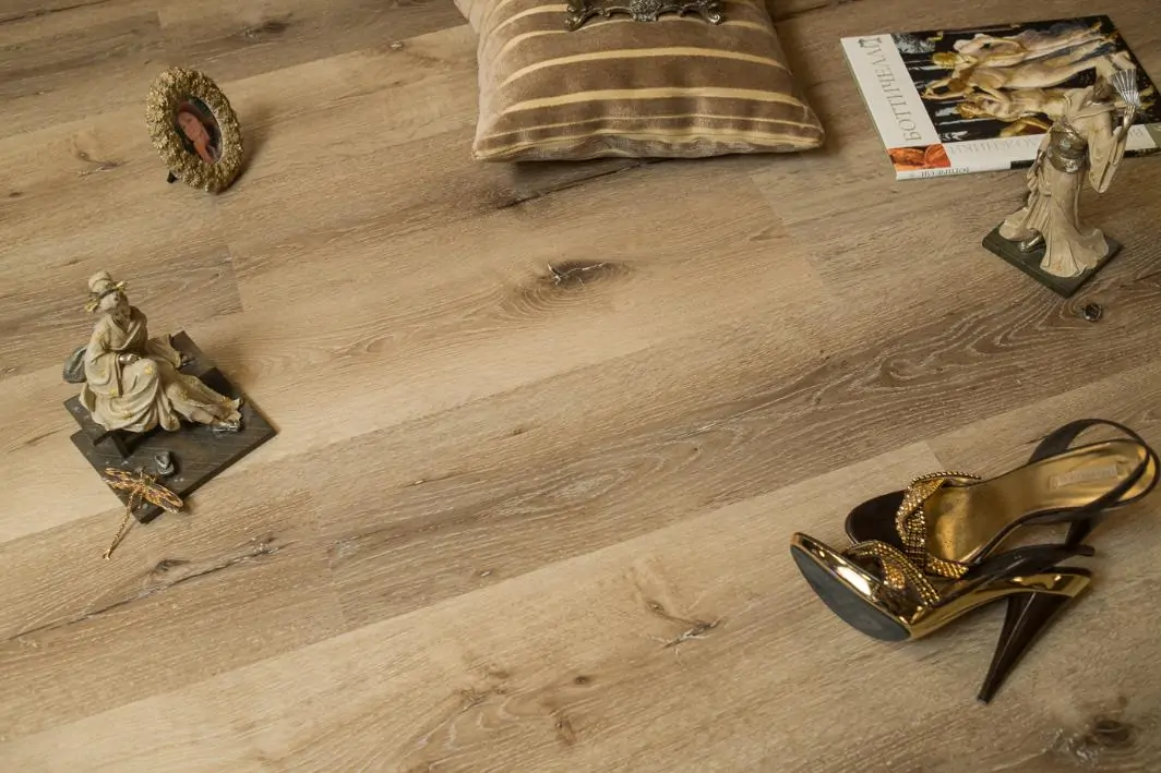 Кварцвинил клеевой цена в Уфе