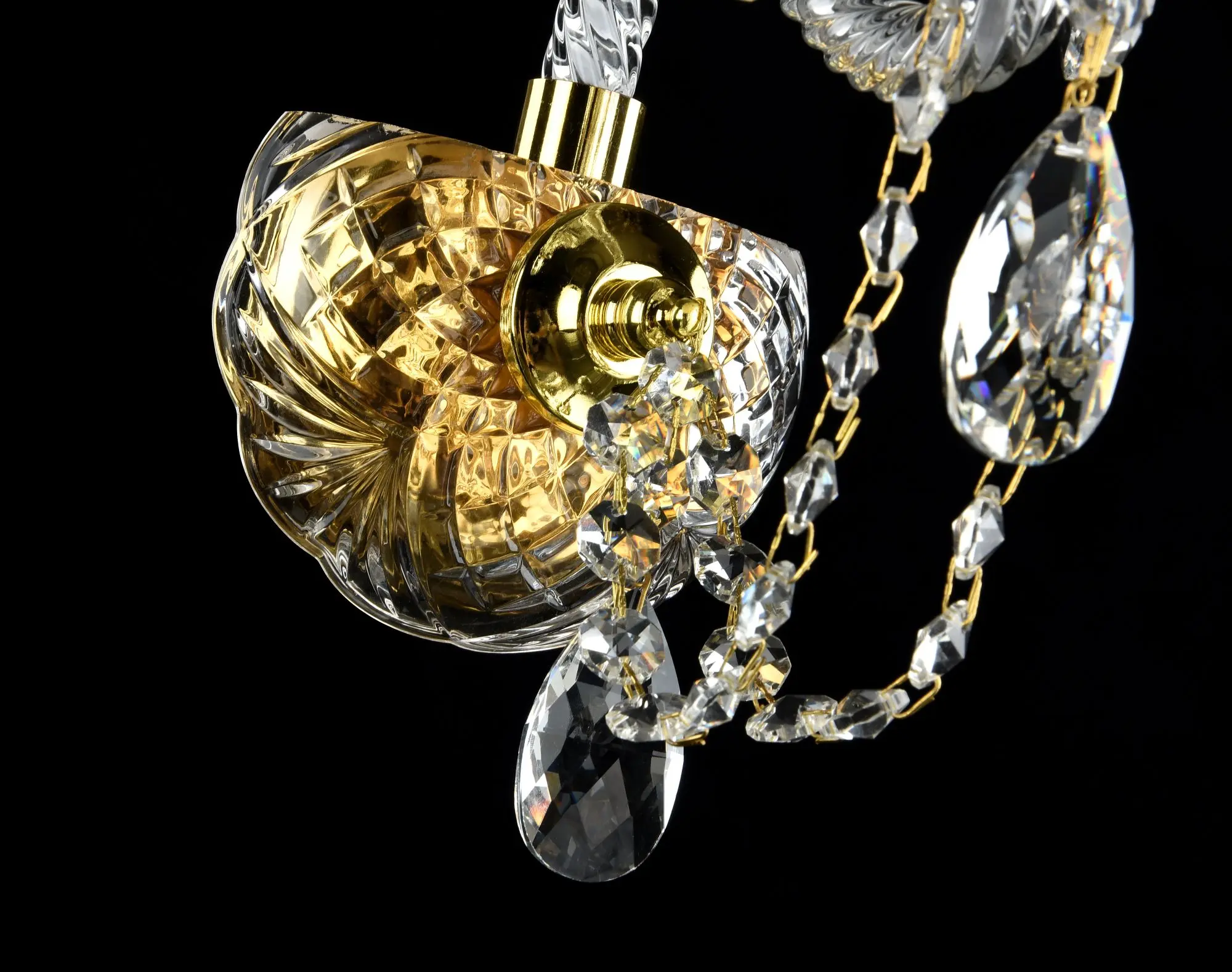 Настенный светильник (бра) Maytoni DIA019-01-G