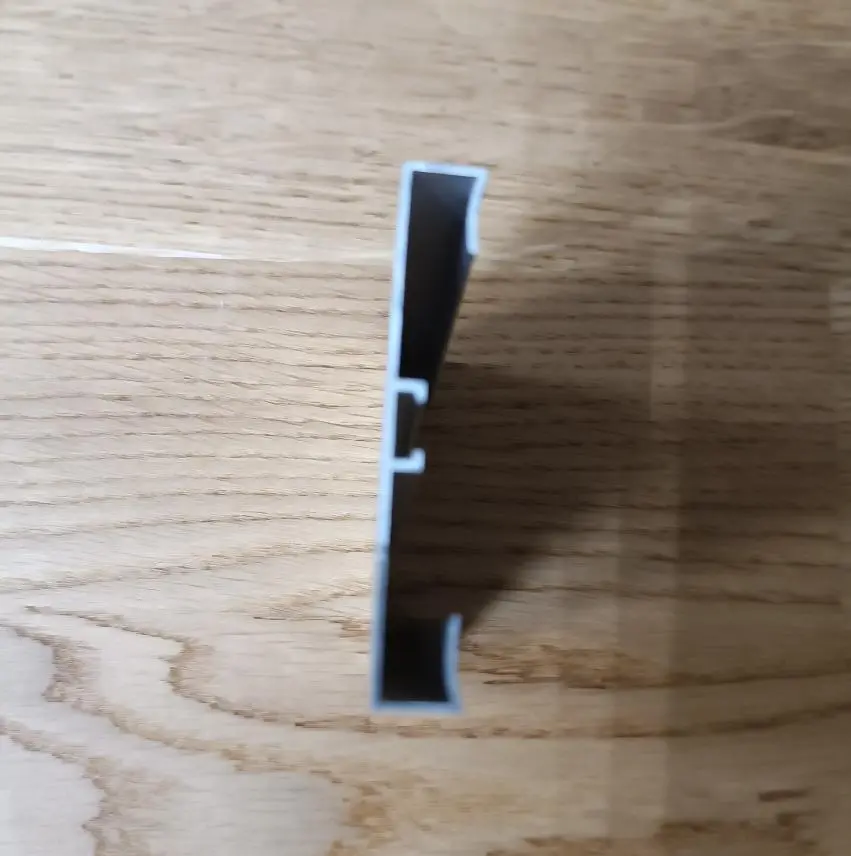 Плинтус алюминиевый вставка BFM ProFile 40-6010 серебро Москва