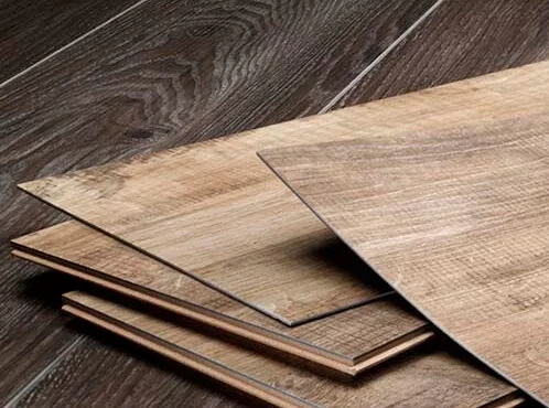 5 причин выбрать плитку ПВХ в качестве напольного покрытия