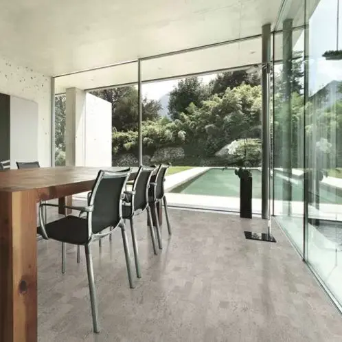 Пробковый пол Wicanders Identity I 803002 Silver на замках в интерьере