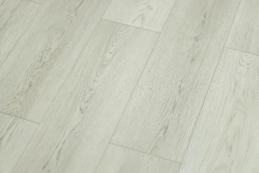 Что лучше винил или ламинат SPC для дома