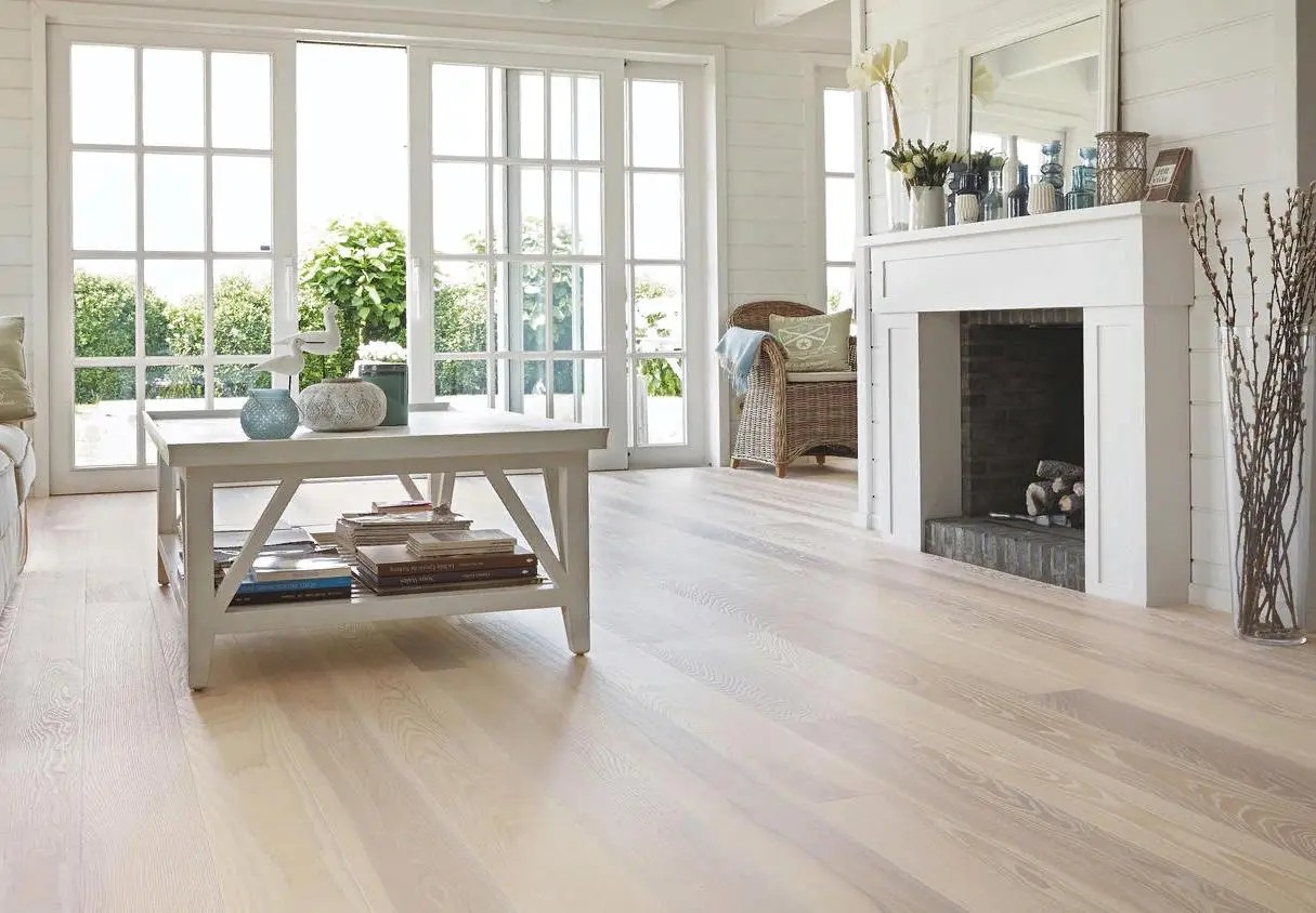 Кварцвиниловый ламинат в Москве цена