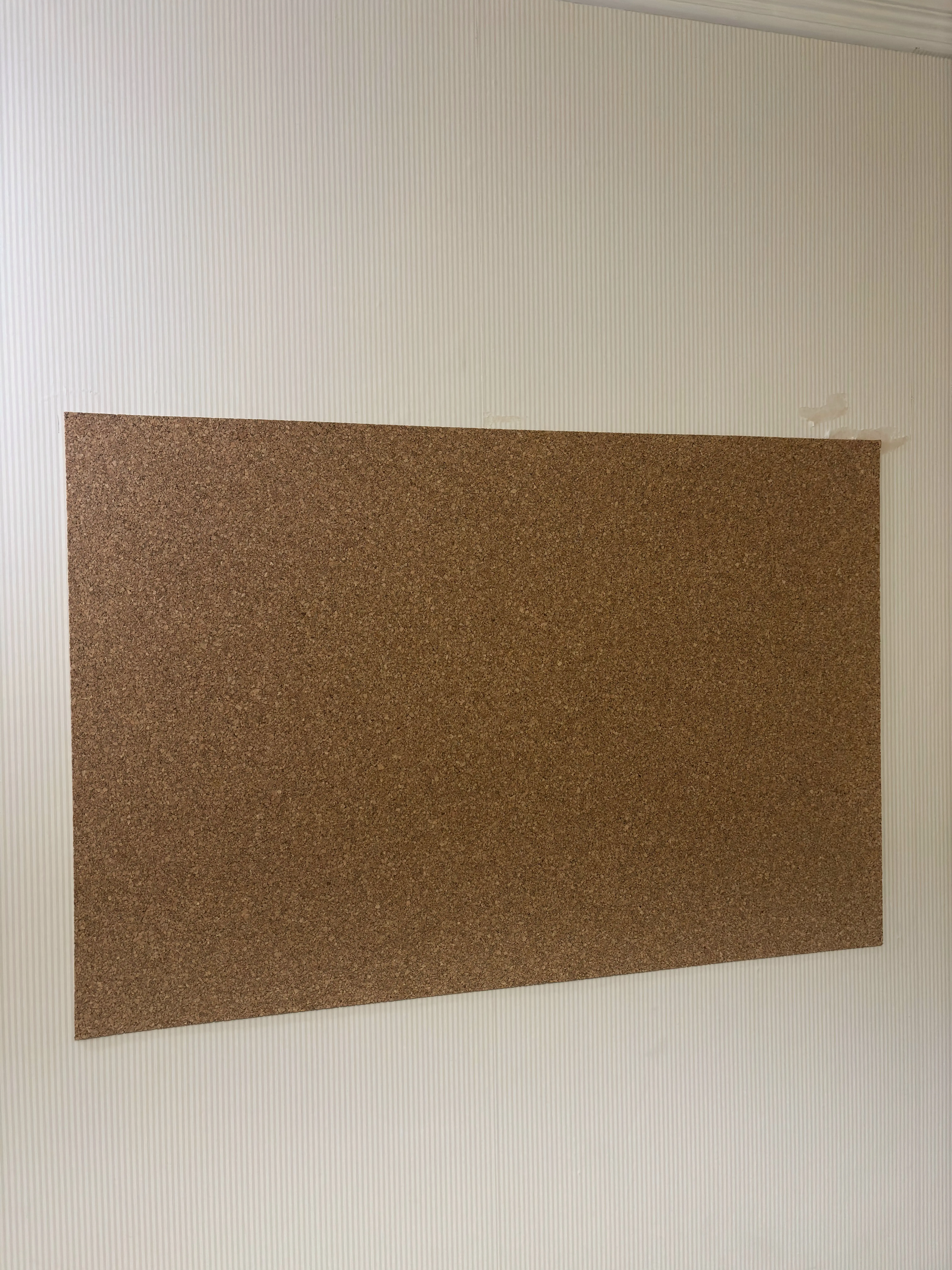 Доска пробковая на стену , 91,5x61 см, антистатичная, коричневая на стену