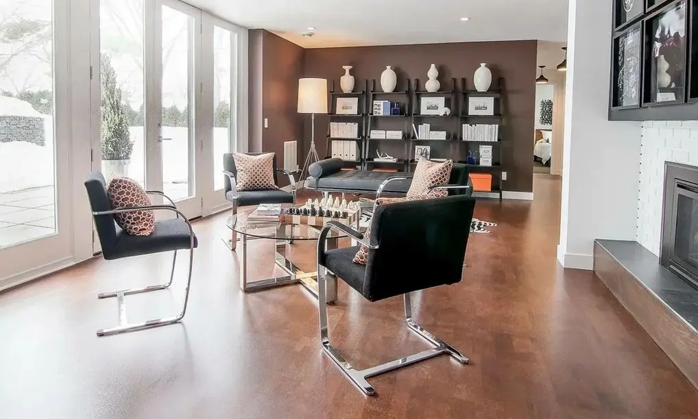 Пробковый пол Wicanders Identity I832002 Chestnut на замках в интерьере