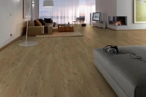 Ламинат Egger Pro Classic 12/33 4V RUS Дуб Ольхон Коричневый EPL145 в интерьере