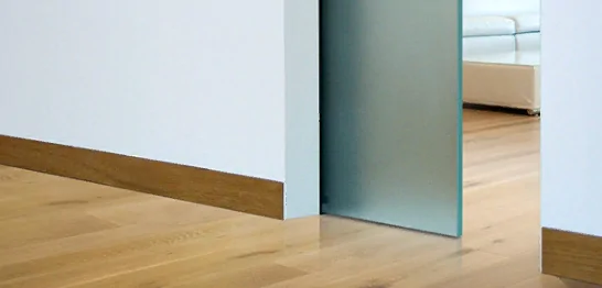 Плинтус скрытого монтажа для пола купить