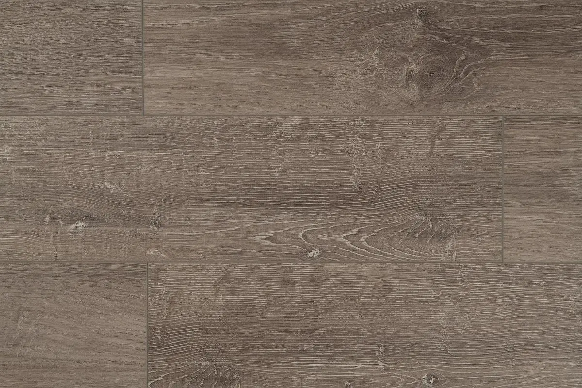 Ламинат Ideal Touch Дуб Суприм ID92 в квартире