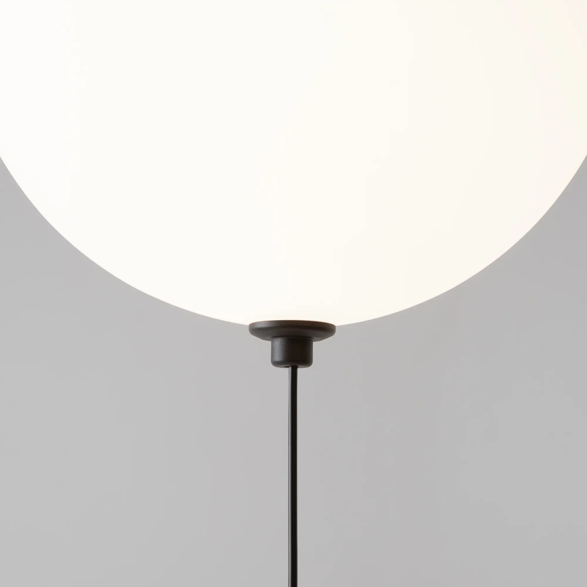 Подвесной светильник Maytoni MOD427PL-L20B3K