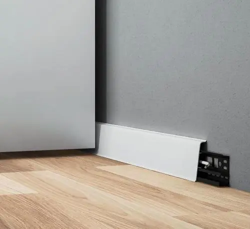 Пластиковый плинтус напольный цена