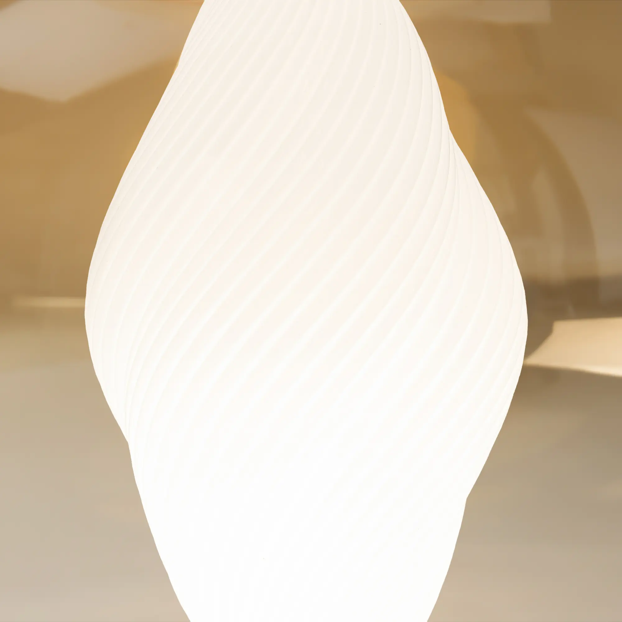 Подвесной светильник Maytoni MOD406PL-L8W3K