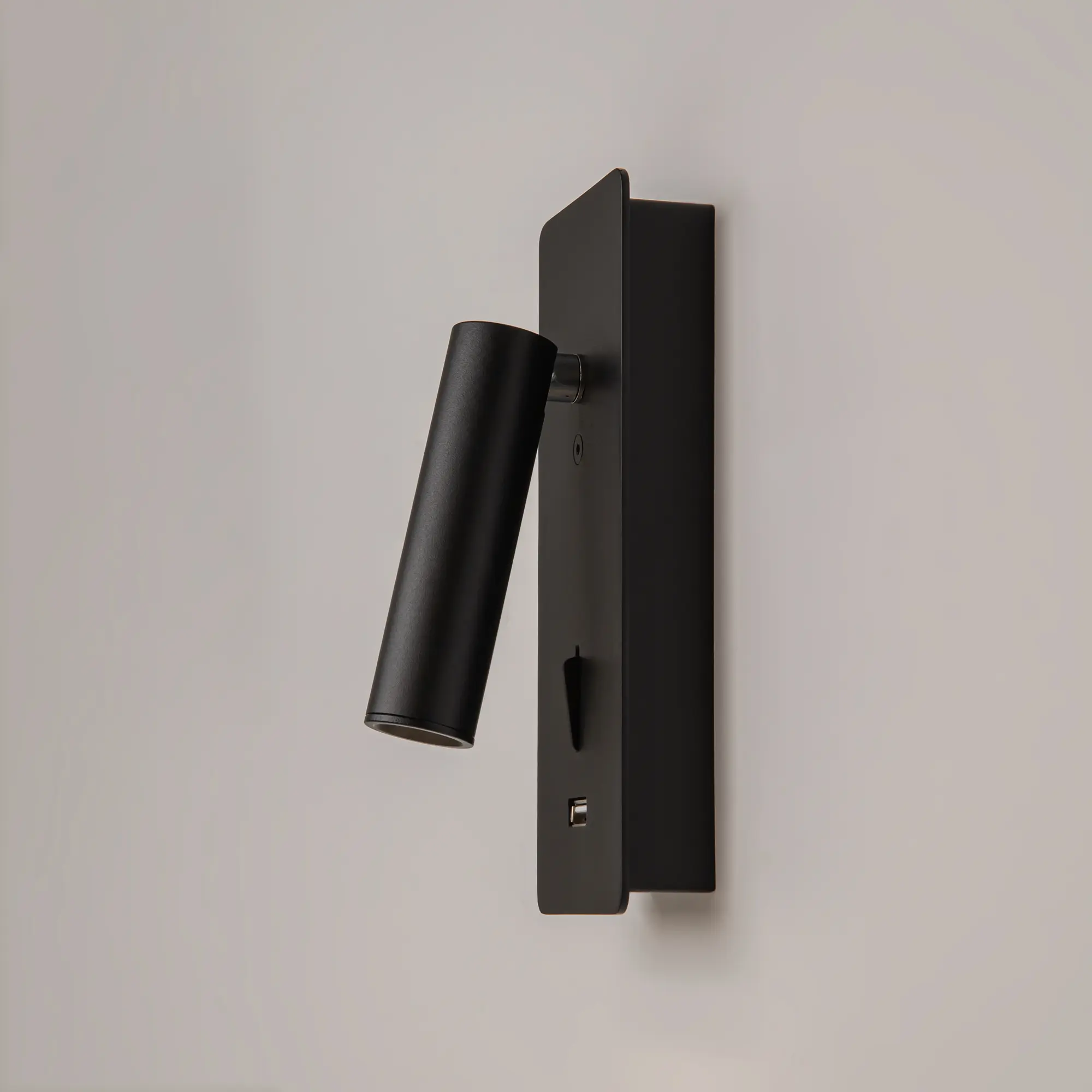 Настенный светильник (бра) Technical C041WL-L3B3K