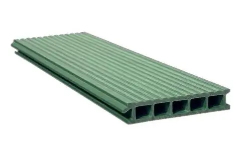 Террасная доска из ДПК EuroDeck Ultra Изумруд для обустройства участка