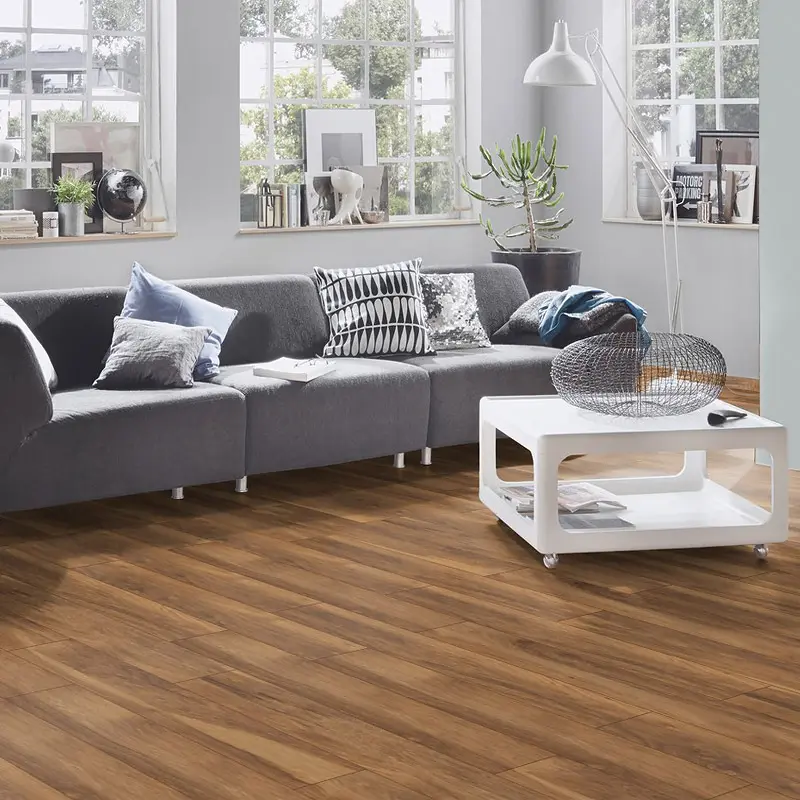 Ламинат Kronospan Ultradecor Vintage Classic 8155 Аппалачиа Гикори в квартире