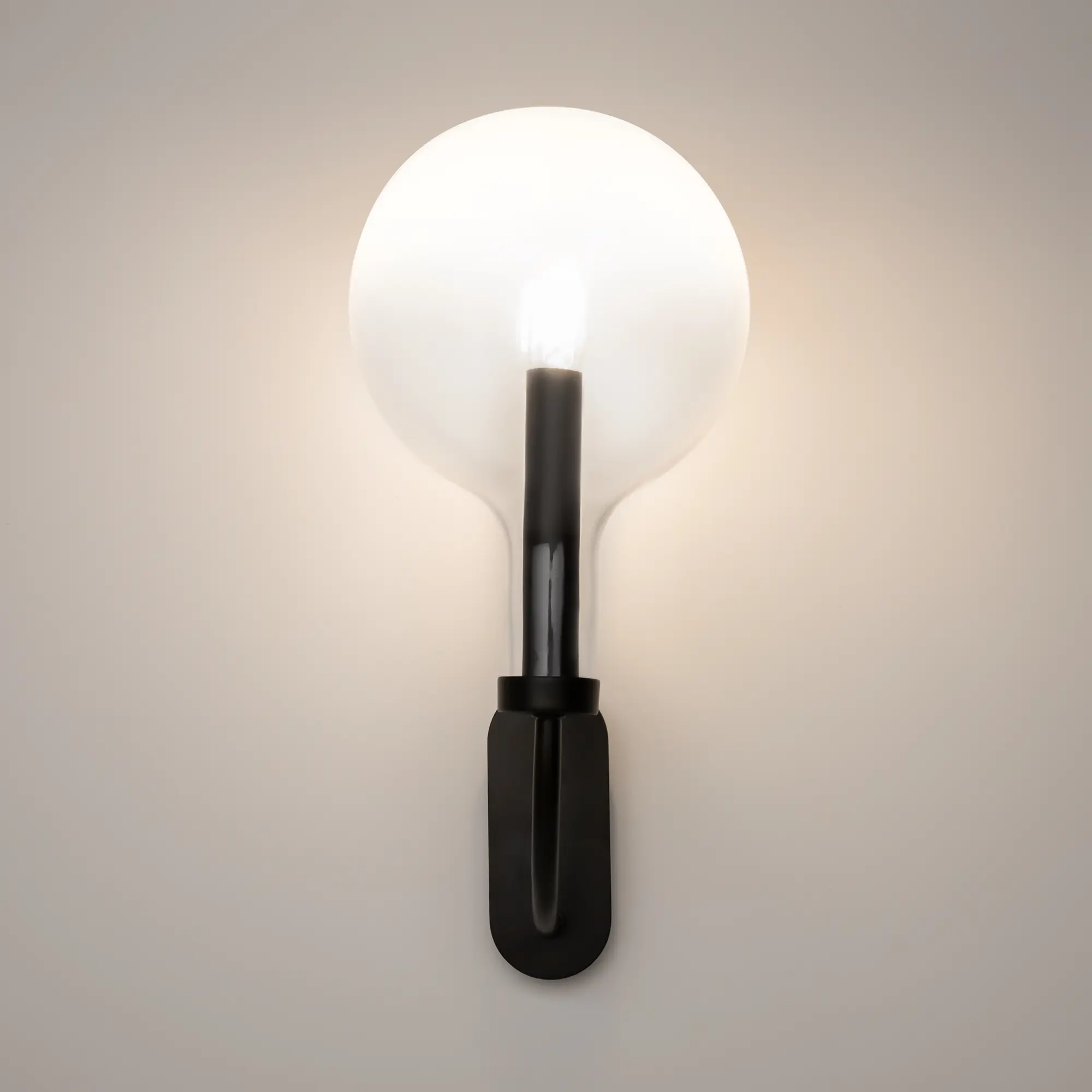 Настенный светильник (бра) Maytoni MOD333WL-01B