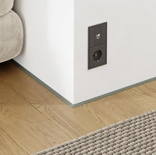 Микроплинтус с пружинами Брезентово-серый RAL 7010