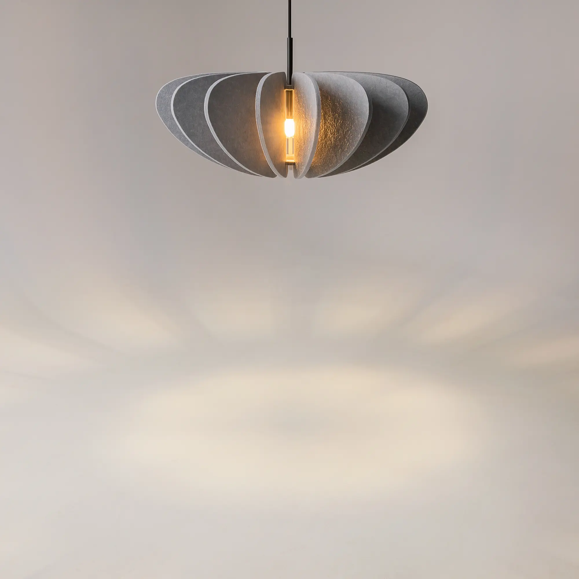 Подвесной светильник Maytoni MOD398PL-01GR1