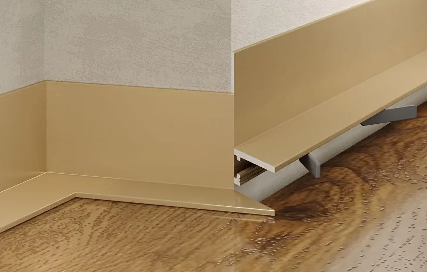 Микроплинтус Laconistiq L MAX Золотой анодированный