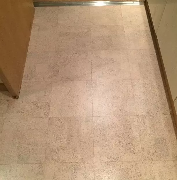 6 мм клеевой пробковый пол WICANDERS AJ2O002 Identity Сhampagne в интерьере