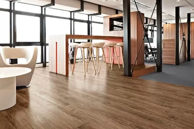 Виниловые полы или ламинат - что лучше?