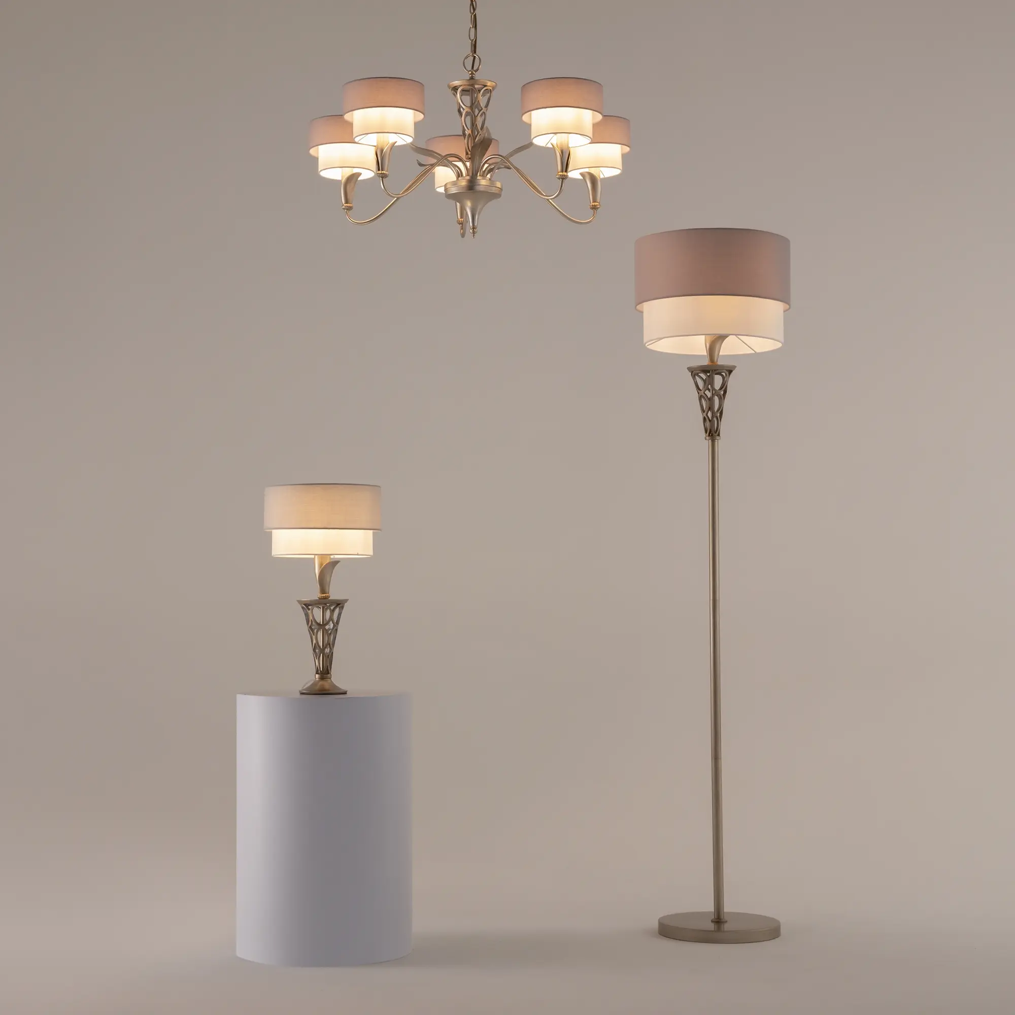 Настольный светильник Maytoni H311-11-G