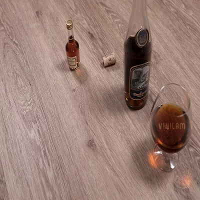 VINILAM Гибрид+пробка 04-018 Дуб Брюссель для ванной комнаты