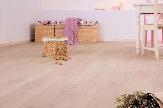 Ламинат Vintage Floor и Solofloor плюсы